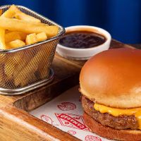 imagemSlash Burger com Fritas