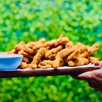 imagemGURJÃO DE FRANGO COM FRITAS [GRANDE]