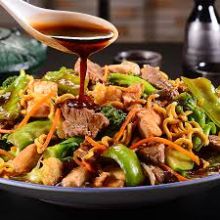 imagemYakisoba misto (Carne e Frango) - 500g