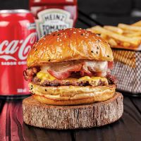 imagemTrio Fire Bacon + Acompanhamento + Bebida