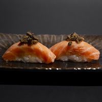 imagem do produto: Niguiri Salmão Semi-Grelhado Trufado