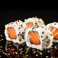imagem do produto: Uramaki roll salmão sem cream chessse (10) peças