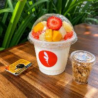 imagemNovidade! Iogurte Natural com Frutas, Mel e Granola Zero Açúcar