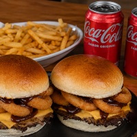 imagemCOMBINHO CASAL: 2 SMASH'S + PORÇÃO DUPLA DE BATATA PALITO + 2 BEBIDAS