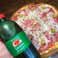 imagemPIZZA GRANDE + REFRIGERANTE 