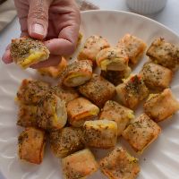 imagemMini joelho ou mini hot dog vegano - 5 unidades - DE R$ 22,90 POR R$ 19