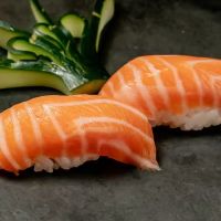 imagemSushi duo de salmão