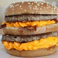 imagem2 duplo cheddar bacon + 2 guaravitas