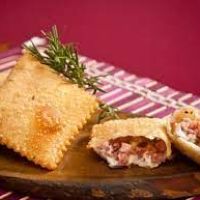 imagemPastel de Linguiça c/ Queijo