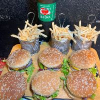 imagem6 X-Burguer + 3 Batata Frita + 1Guaraná Antártica 1,5L