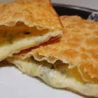 imagemPastel de Queijo c/ Azeitona